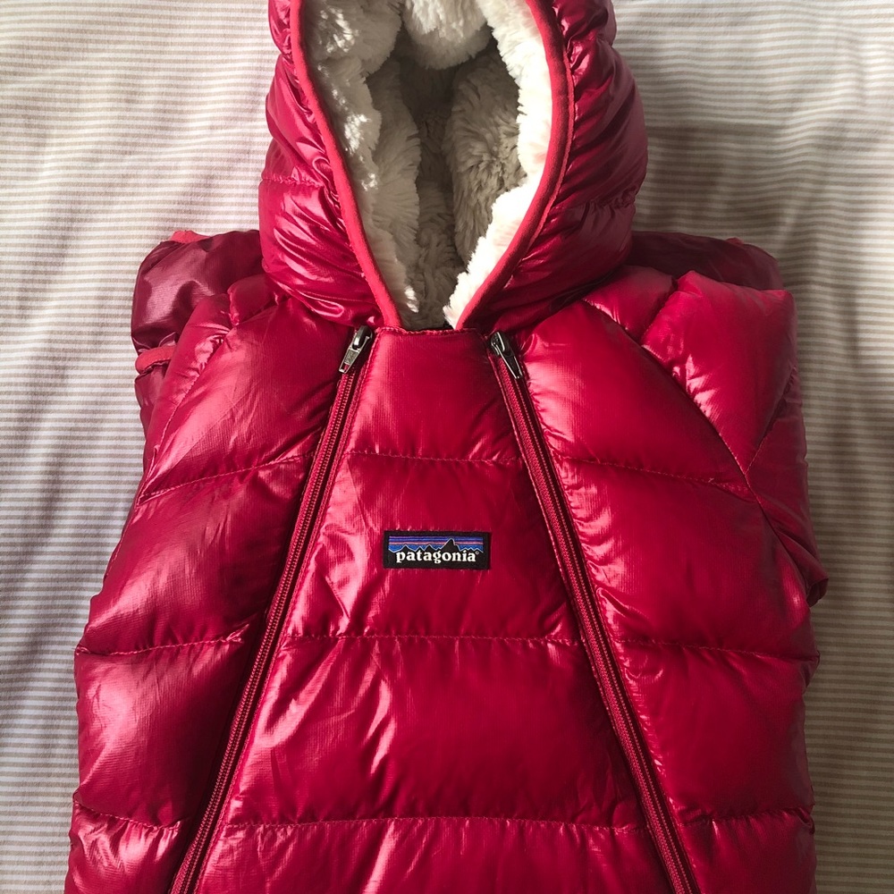 Patagonia Infant Hi-Loft Down Sweater Bunting